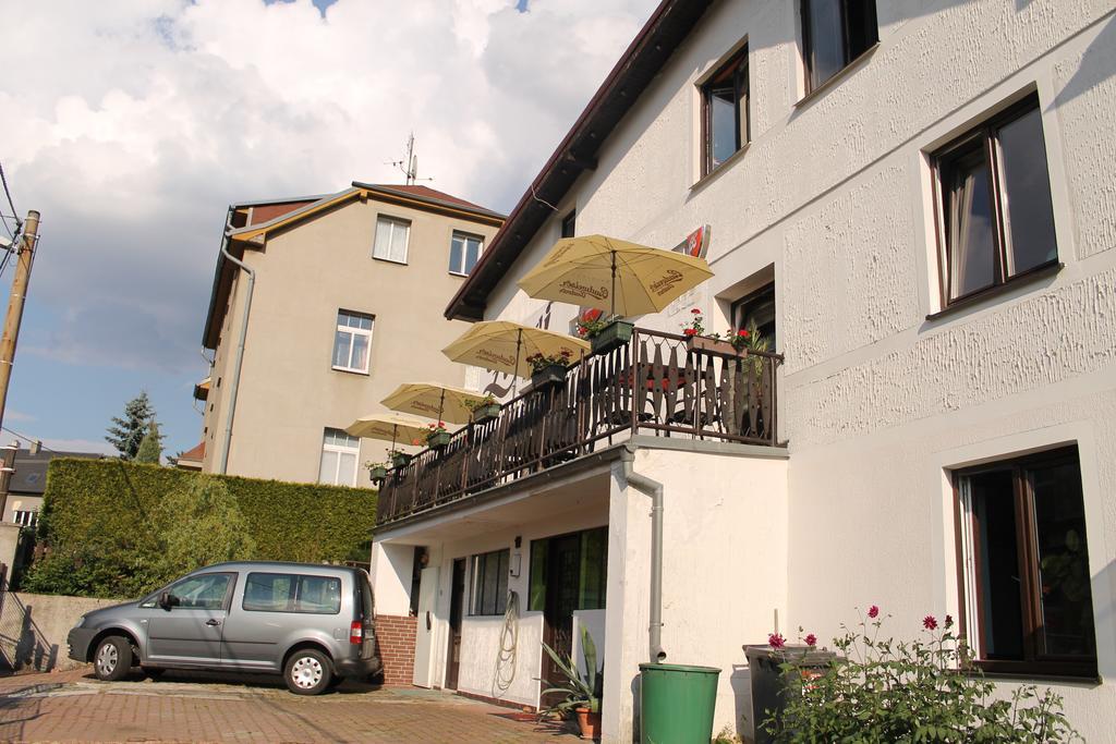Zaboj Restaurant Hotel Karlovy Vary Exterior photo